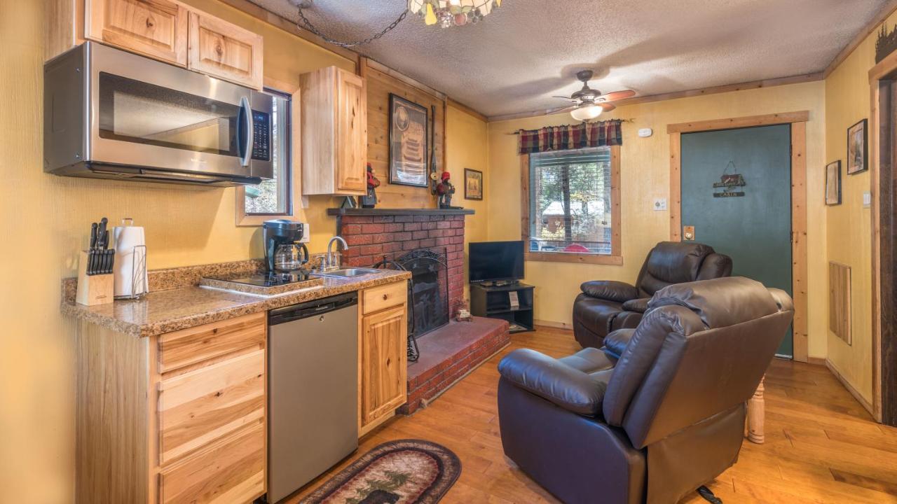 Whispering Pine Cabins Ruidoso Ngoại thất bức ảnh