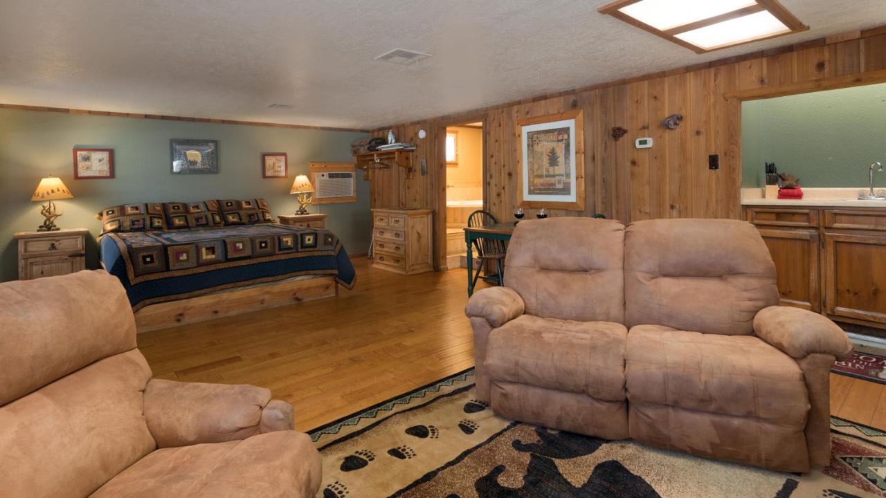 Whispering Pine Cabins Ruidoso Ngoại thất bức ảnh