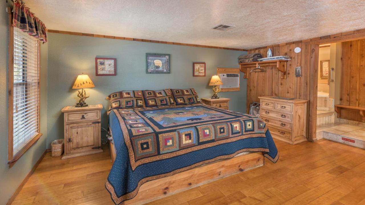 Whispering Pine Cabins Ruidoso Ngoại thất bức ảnh