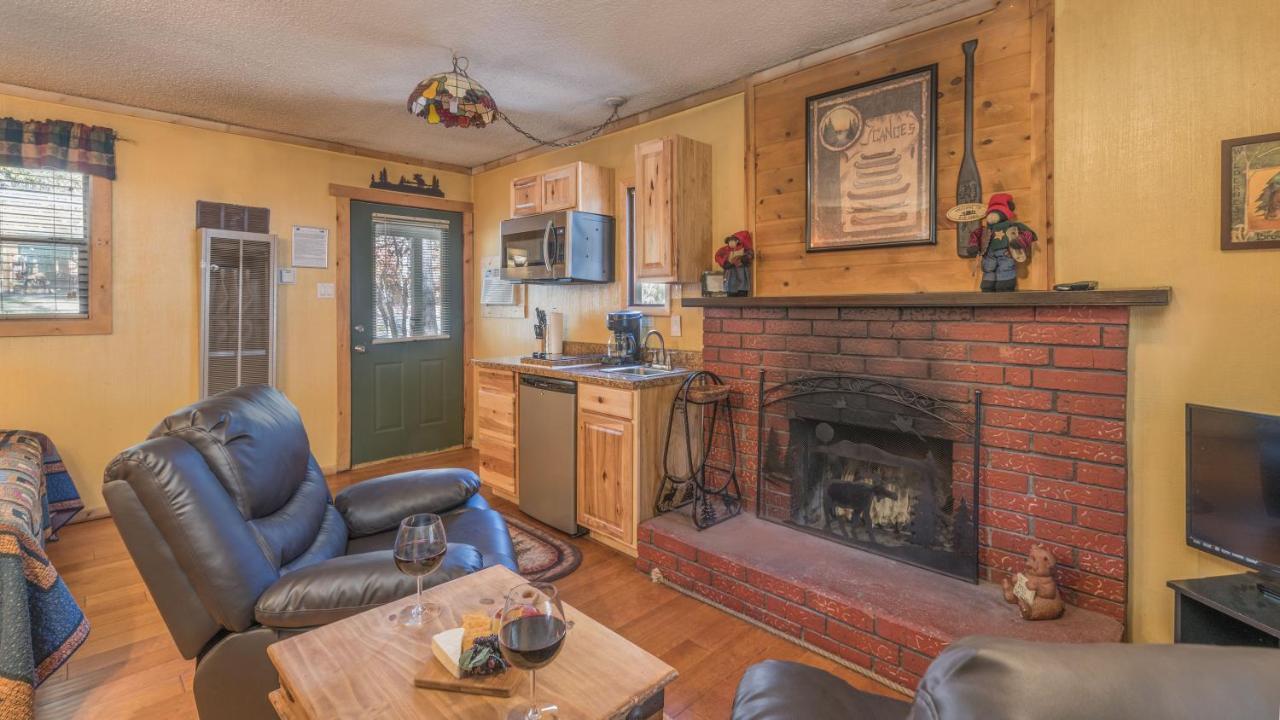 Whispering Pine Cabins Ruidoso Ngoại thất bức ảnh