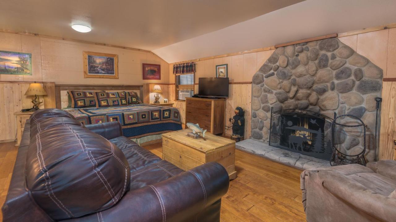 Whispering Pine Cabins Ruidoso Ngoại thất bức ảnh