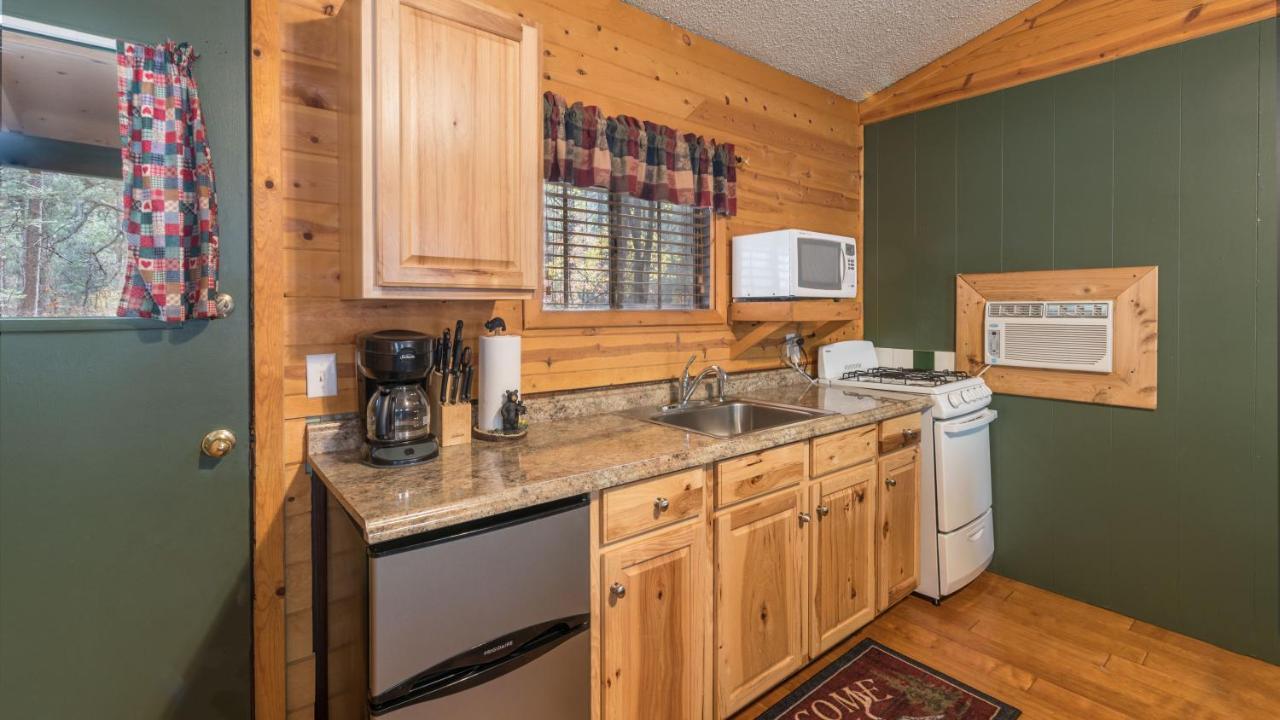 Whispering Pine Cabins Ruidoso Ngoại thất bức ảnh
