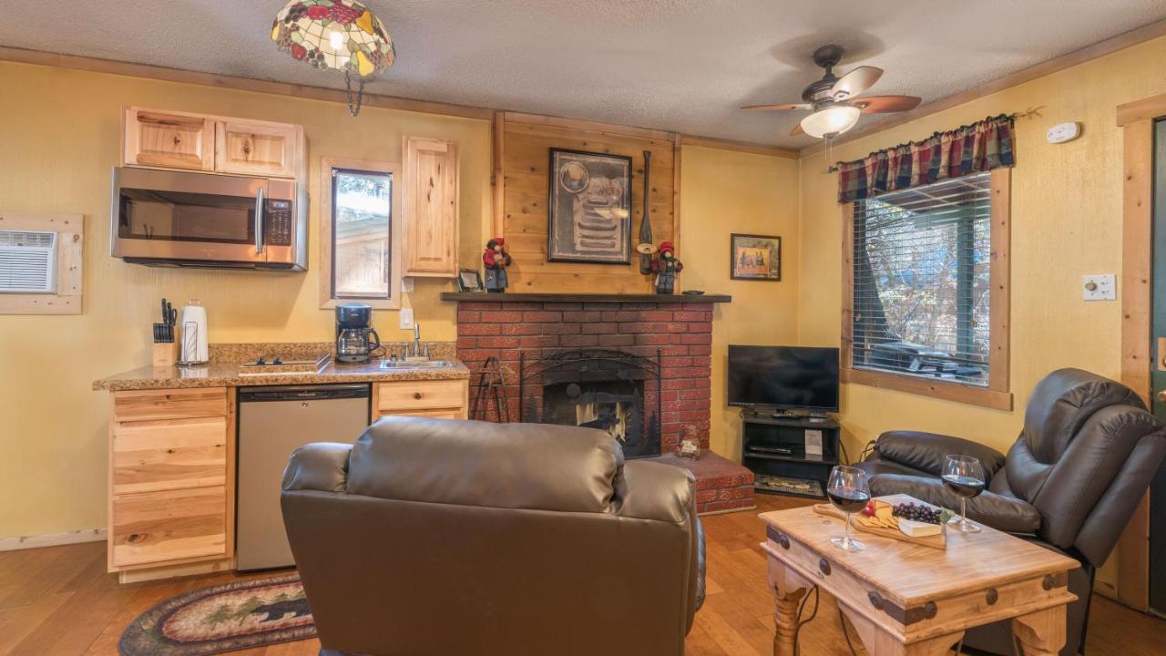 Whispering Pine Cabins Ruidoso Ngoại thất bức ảnh